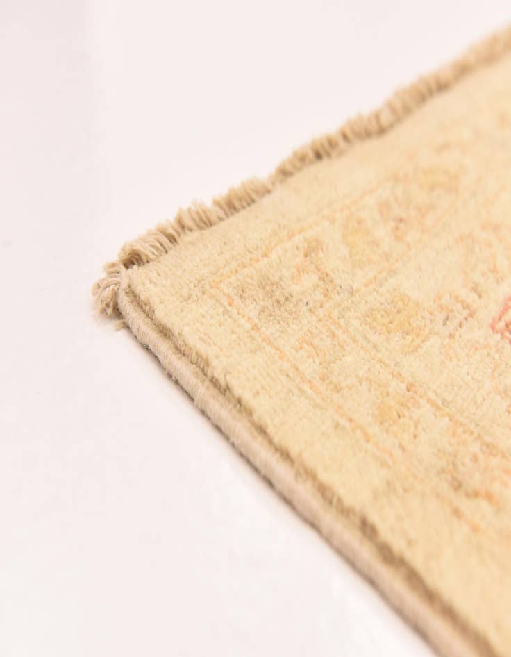 Detail image of 5' 7 x 7' 9  Hand Knotted Peshawar Ziegler Rug