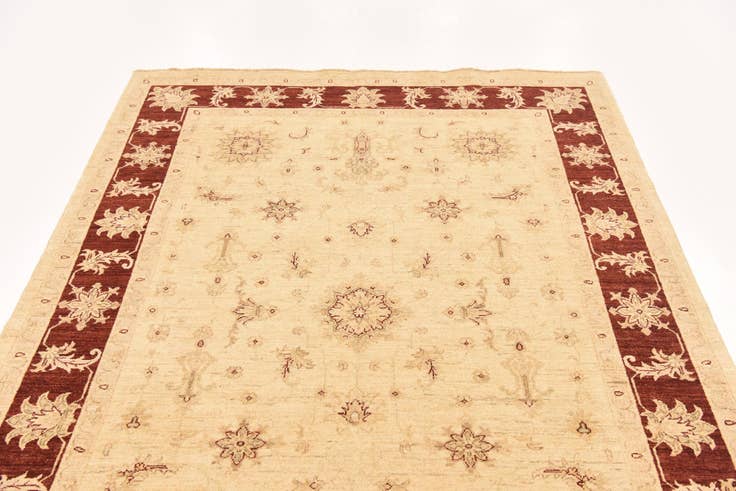 Detail image of 5' 8 x 7' 3 Hand Knotted Peshawar Ziegler Rug