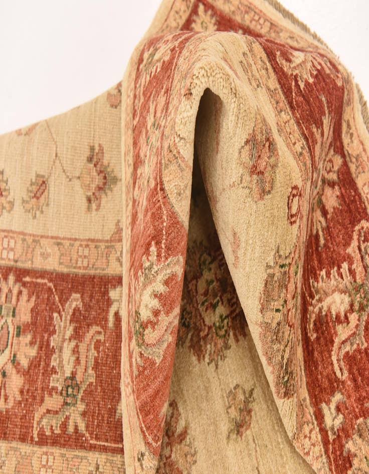 Detail image of 5' 2 x 6' 9  Hand Knotted Peshawar Ziegler Rug