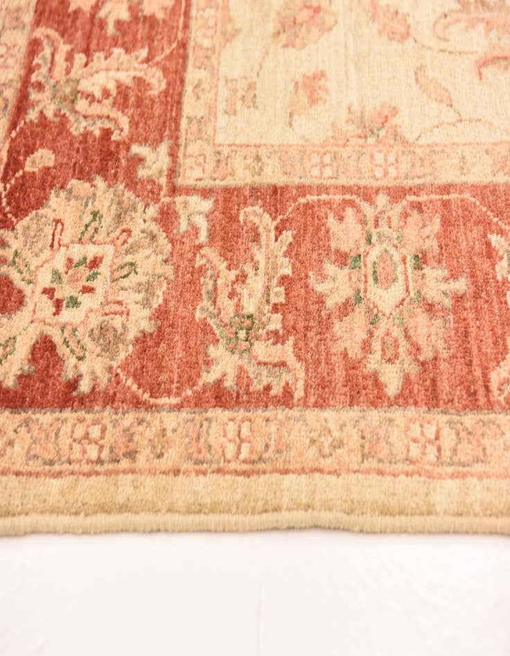 Detail image of 5' 2 x 6' 9  Hand Knotted Peshawar Ziegler Rug