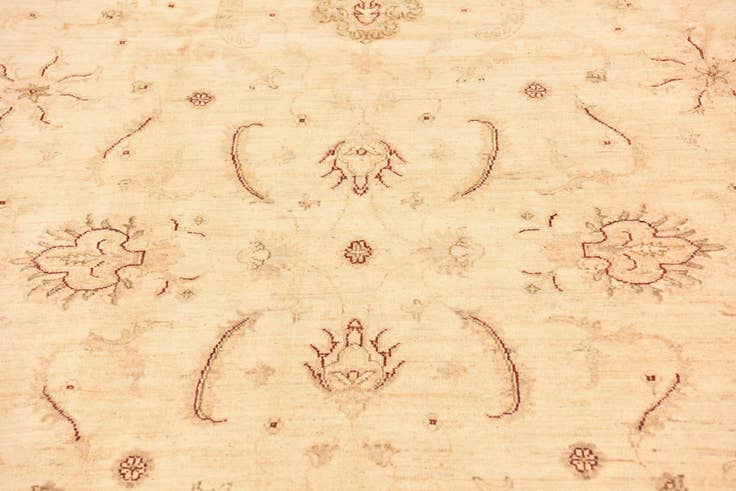 Detail image of 7' 2 x 9' 8 Hand Knotted Peshawar Ziegler Rug