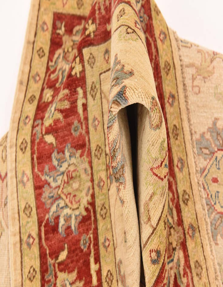 Detail image of 5' 1 x 6' 9  Hand Knotted Peshawar Ziegler Rug