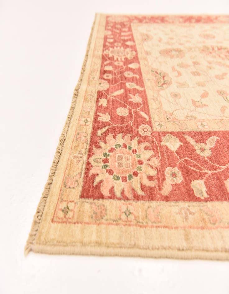 Detail image of 5' 1 x 6' 4 Hand Knotted Peshawar Ziegler Rug