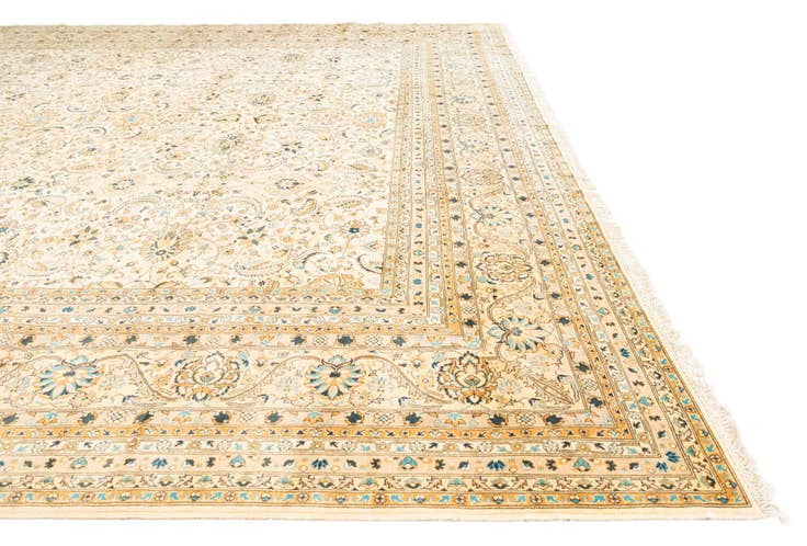 Detail image of 16' 9 x 31' 4 Hand Knotted Peshawar Ziegler Rug