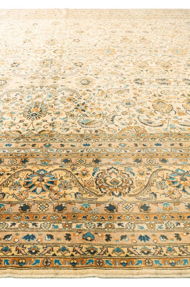 Detail image of 16' 9 x 31' 4 Hand Knotted Peshawar Ziegler Rug