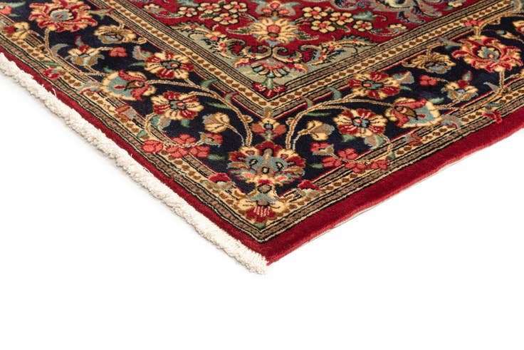 Detail image of 4' 8 x 6' 8 Hand Knotted Qom Persian Rug