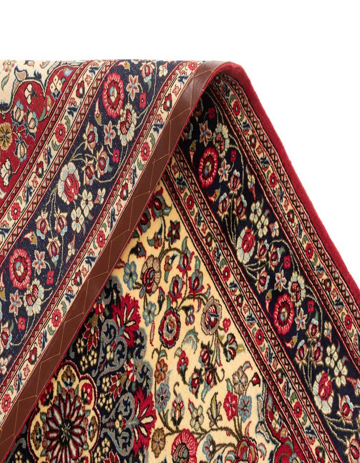 Detail image of 4' 7 x 7'  Hand Knotted Qom Persian Rug