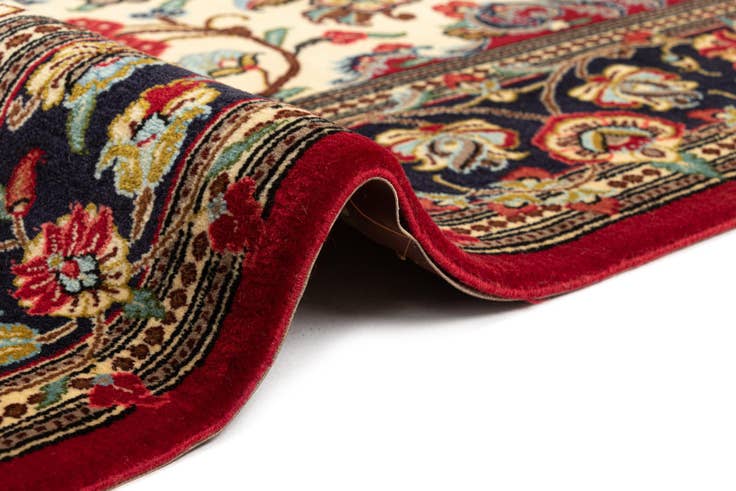 Detail image of 4' 9 x 7' Qom Rug