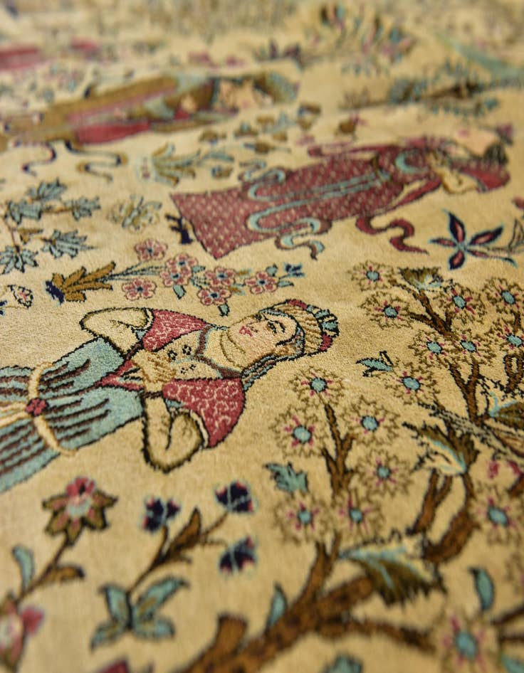 Detail image of 4' 7 x 6' 10 Hand Knotted Qom Persian Rug