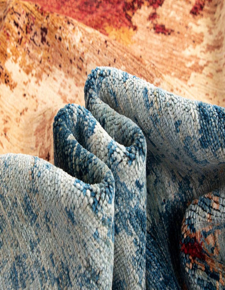 Detail image of 5' 7 x 7' 10 Rubin Wool Rug