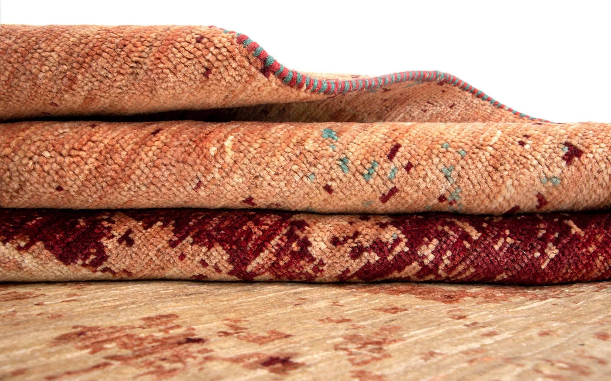 4' 10 x 6' 8 Rubin Wool Rug