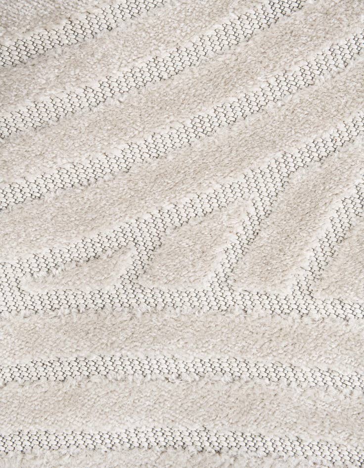 Detail image of 7' 10 x 10'  Washable Sabrina Soto Indoor / Outdoor Rug