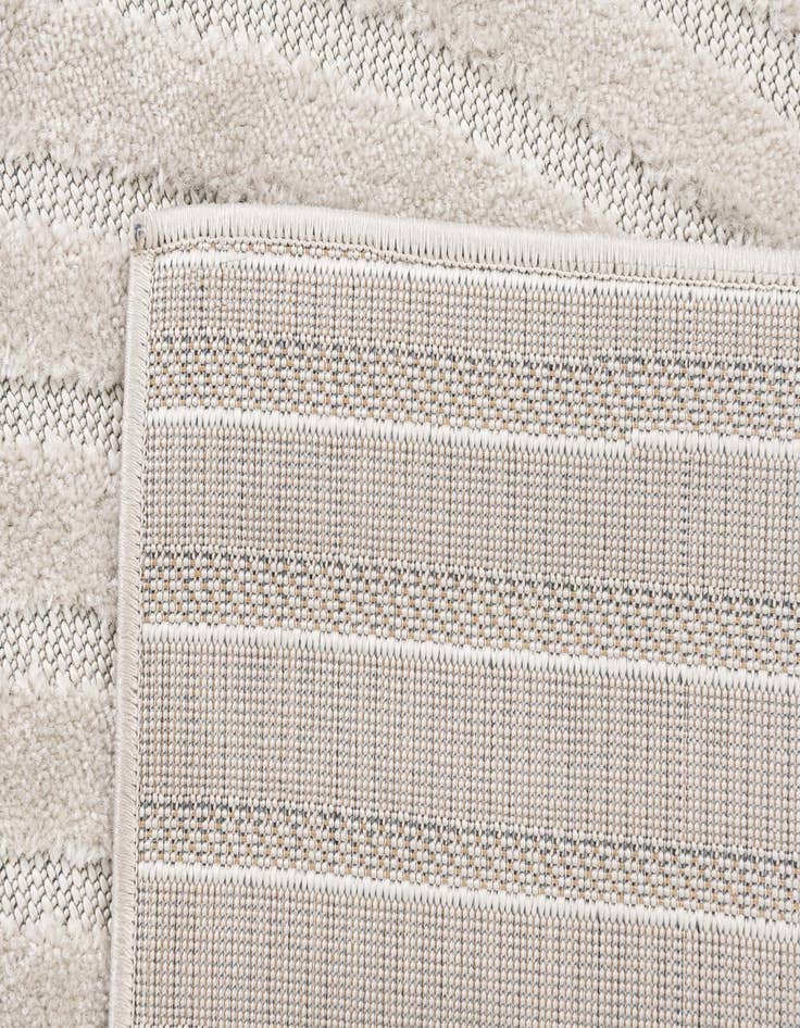 Detail image of 7' 10 x 10'  Washable Sabrina Soto Indoor / Outdoor Rug