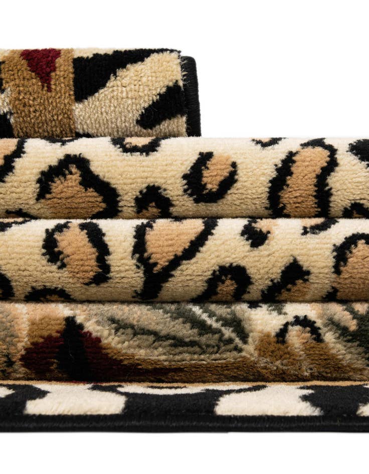 Detail image of 2' x 3' Safari Rug