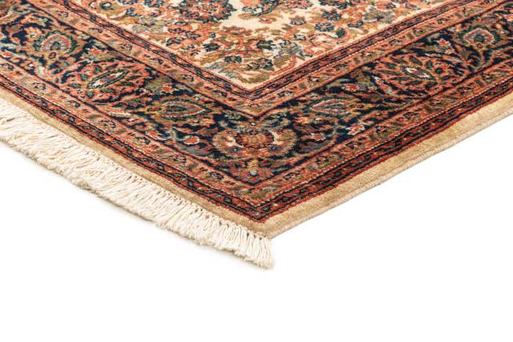 4' x 6' 3 Hand Knotted Sarough Wool Rug