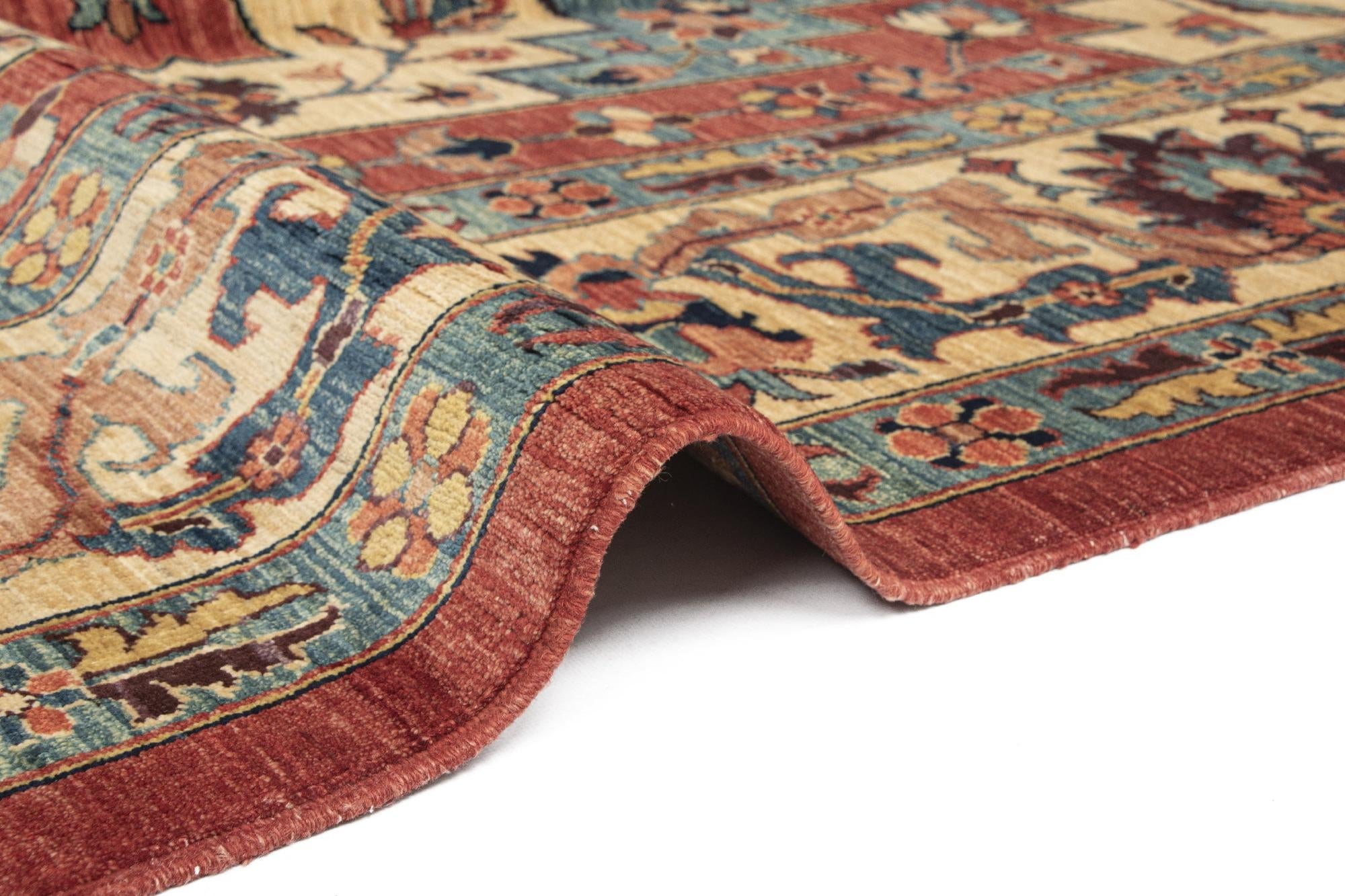 8' 5 x 10' 9 Serapi Wool Rug