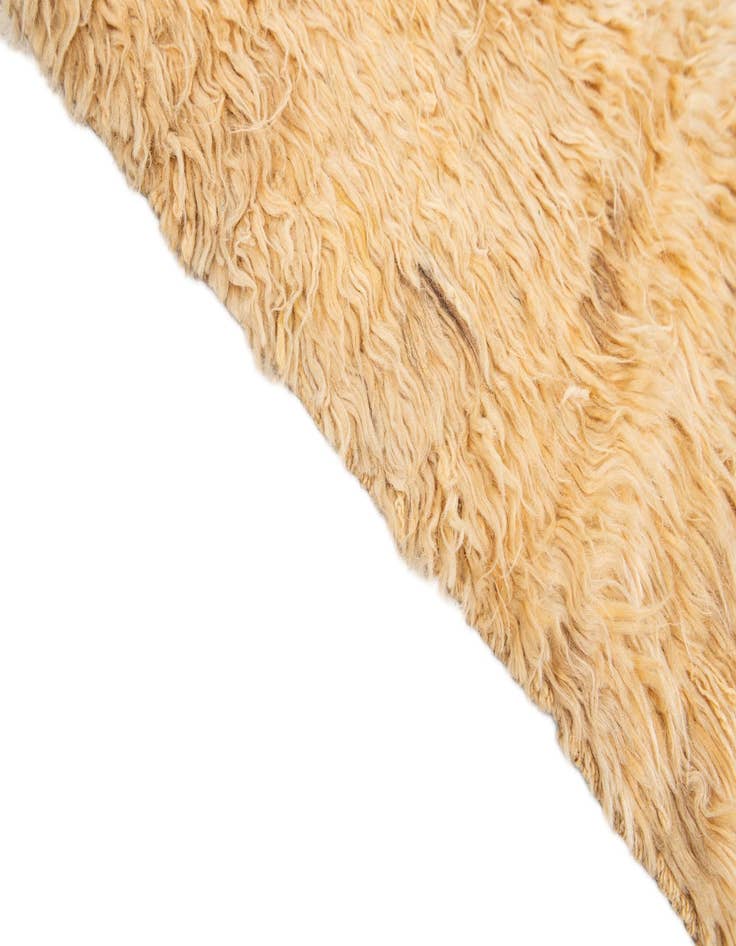 Detail image of 6' 7 x 9' 7  Hand Knotted Solid Shag Wool Rug