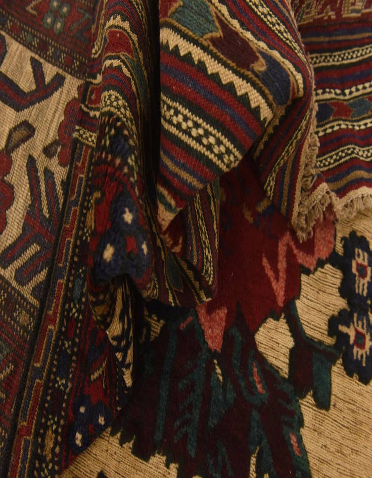 Detail image of 6' 8 x 9' 2 Hand Knotted Sumak Wool Rug