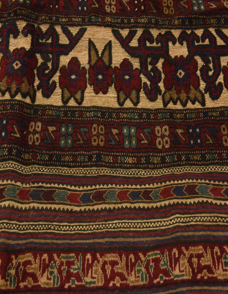 Detail image of 6' 8 x 9' 2 Hand Knotted Sumak Wool Rug