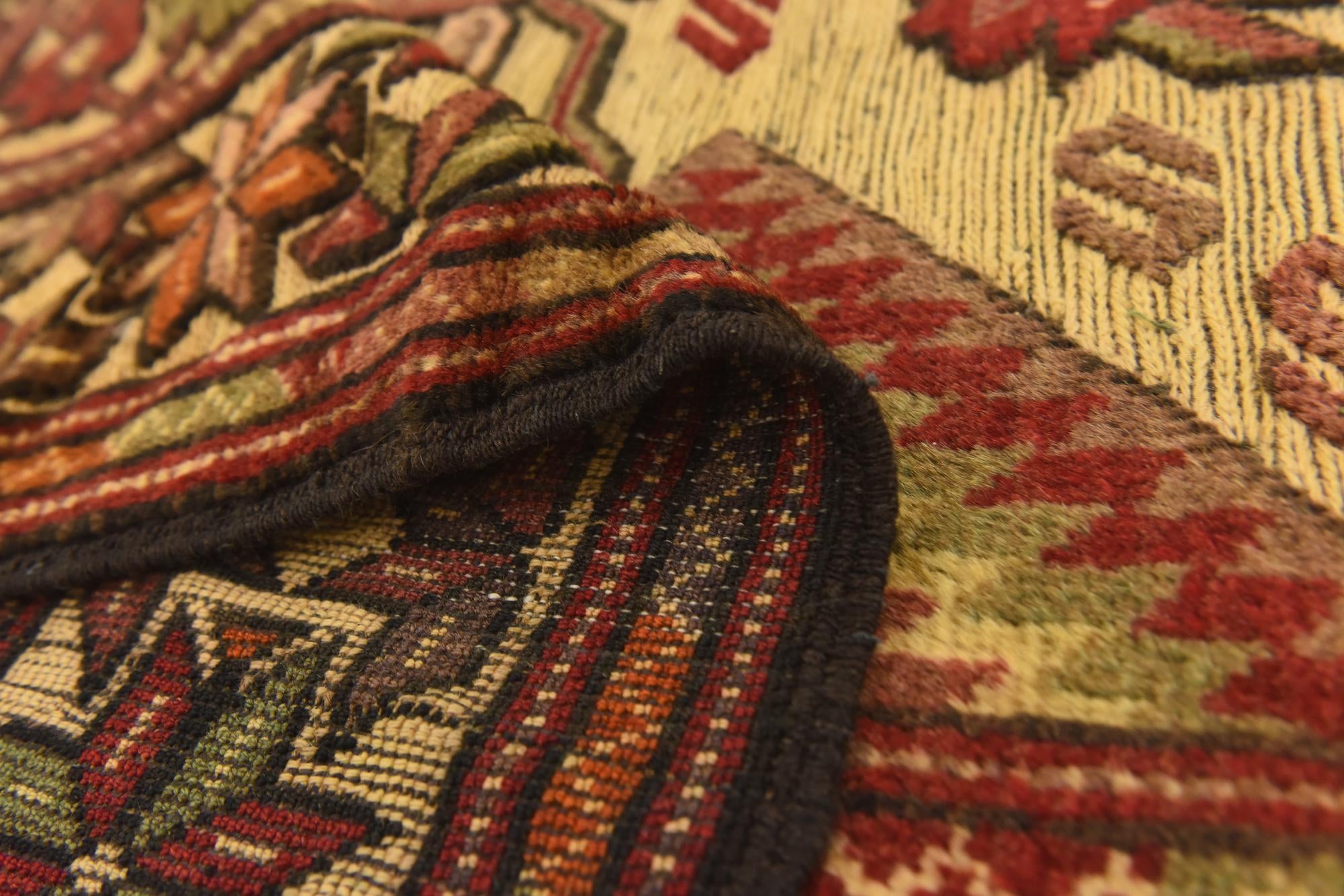 6' 1 x 9' 9 Hand Knotted Sumak Wool Rug