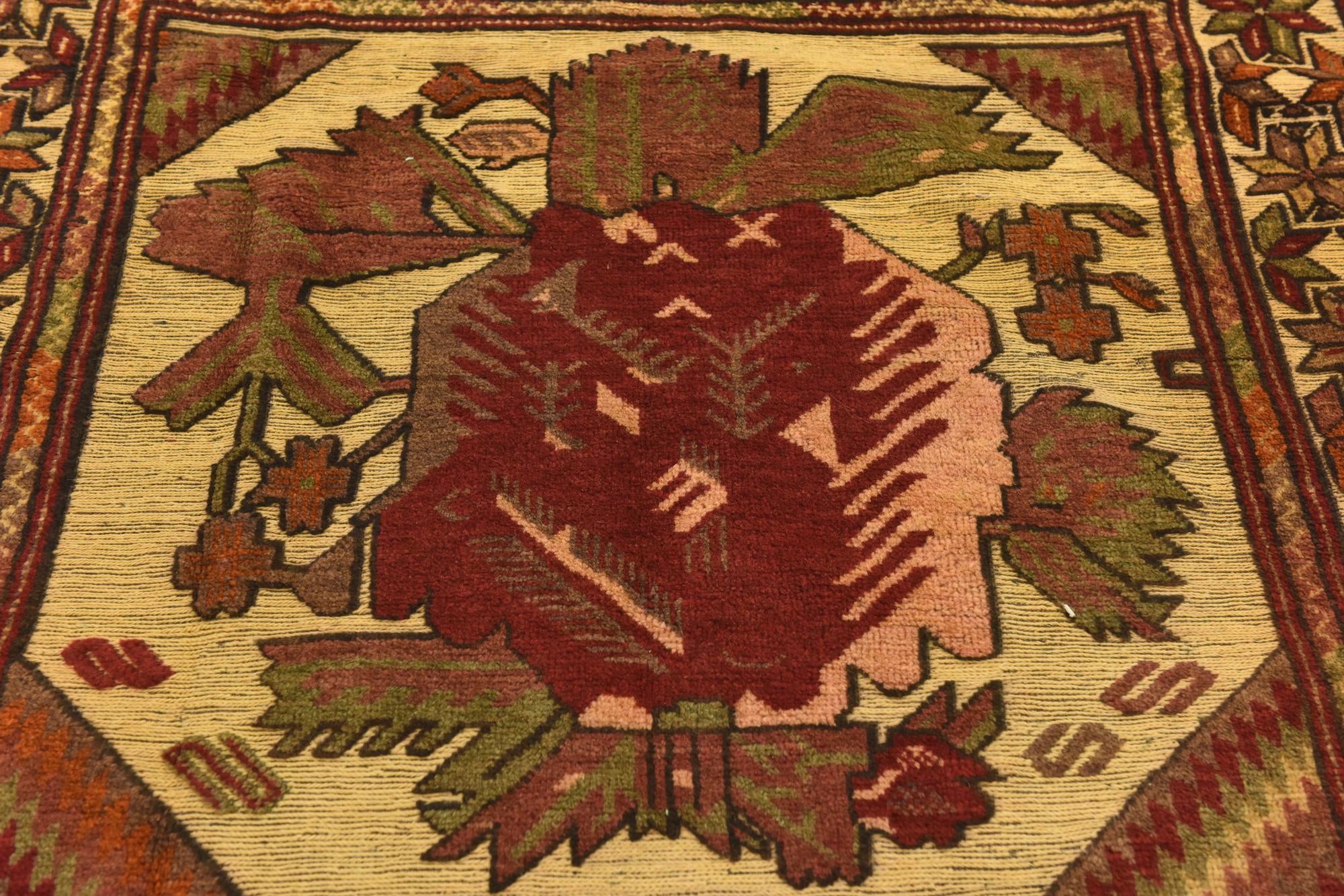 6' 1 x 9' 9 Hand Knotted Sumak Wool Rug