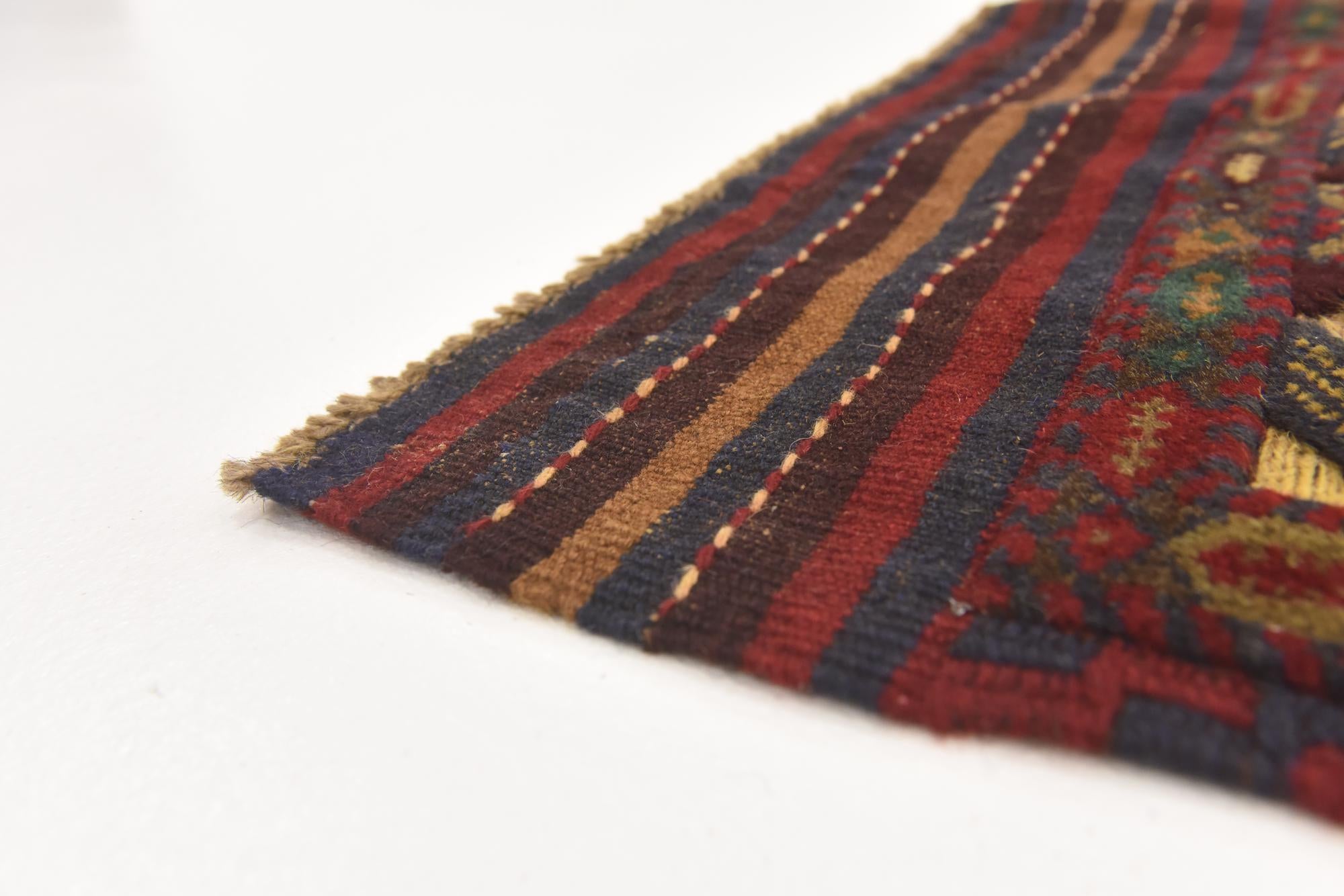 4' 2 x 6' Hand Knotted Sumak Wool Rug