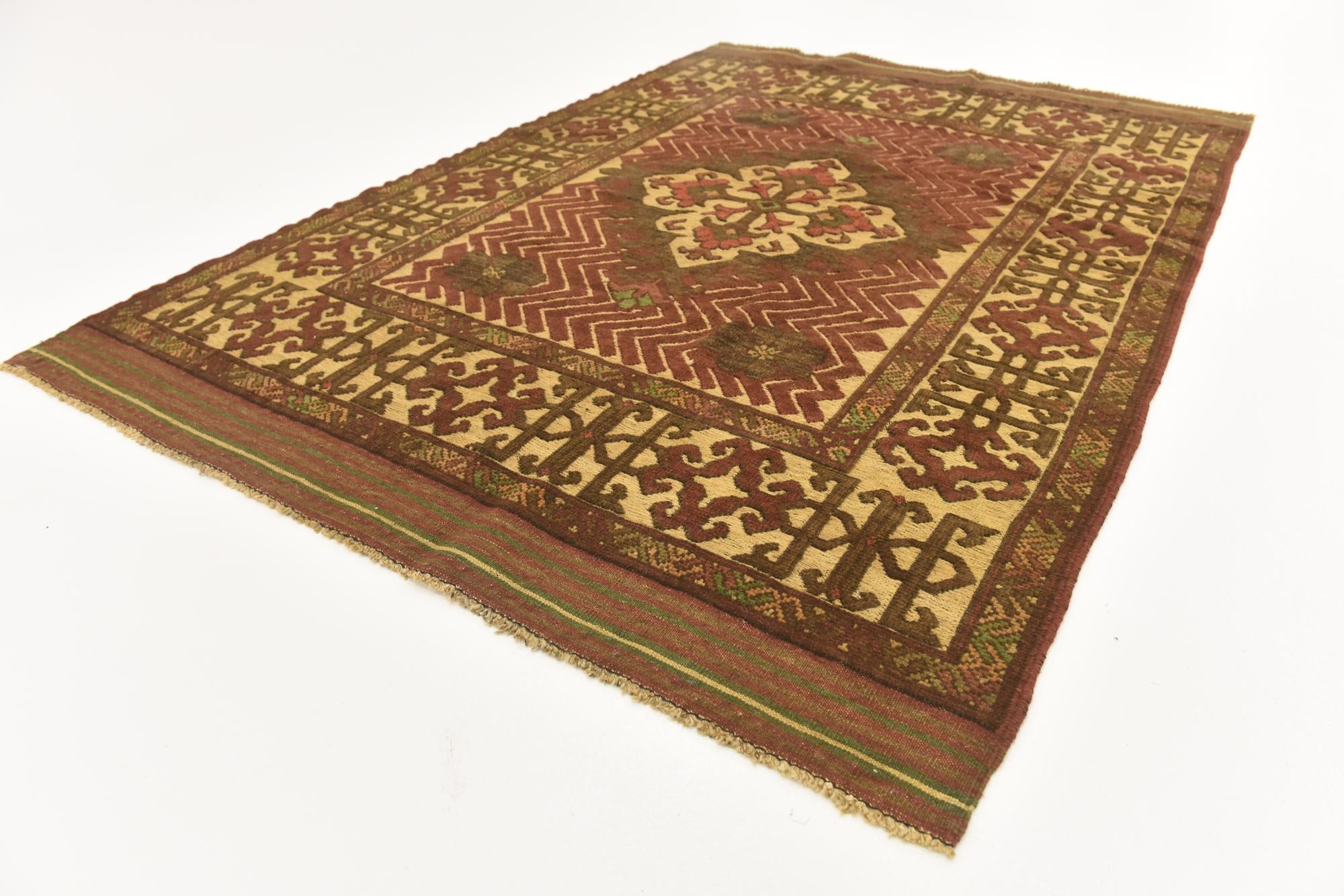 4' 2 x 5' 11 Hand Knotted Sumak Wool Rug