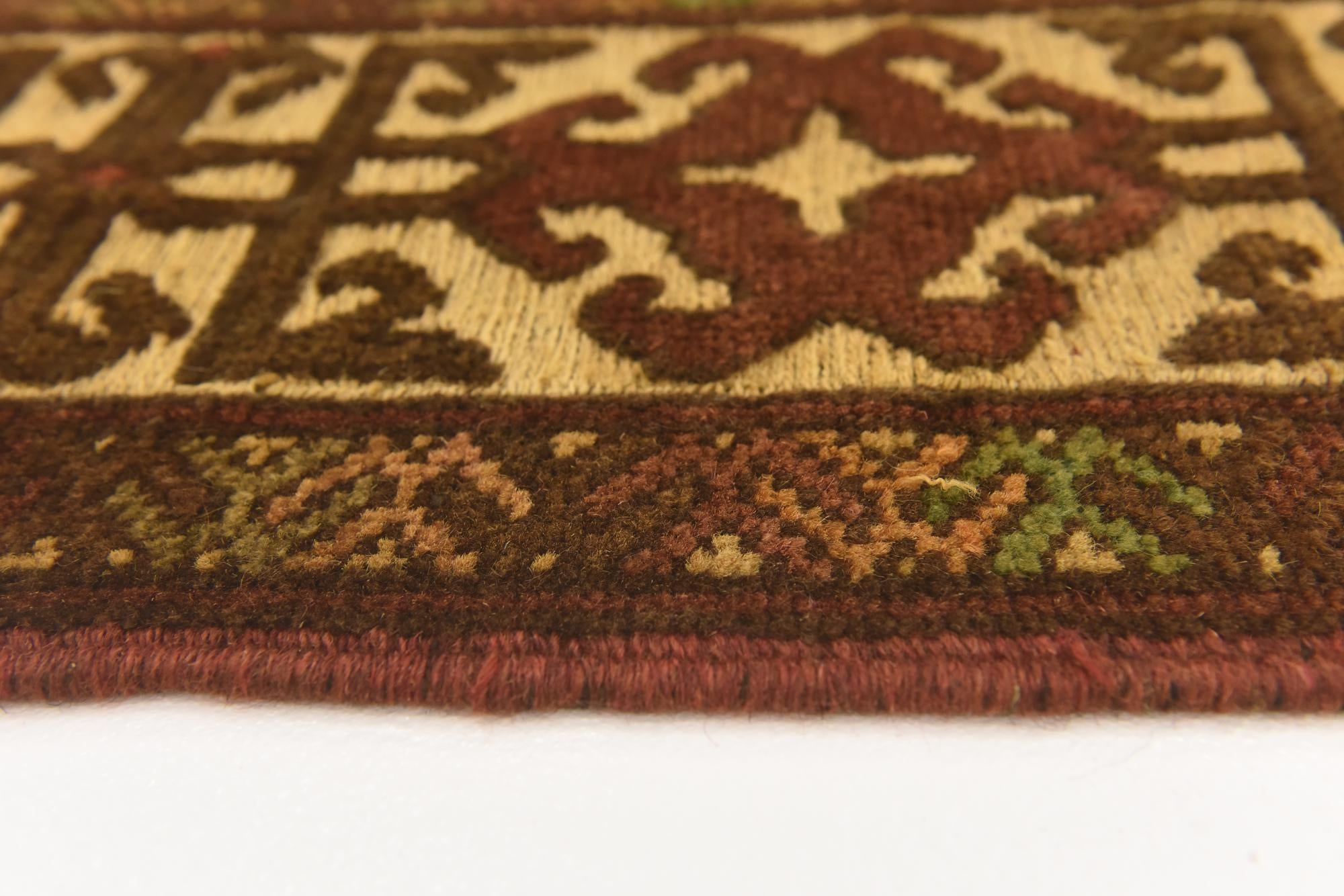 4' 2 x 5' 11 Hand Knotted Sumak Wool Rug