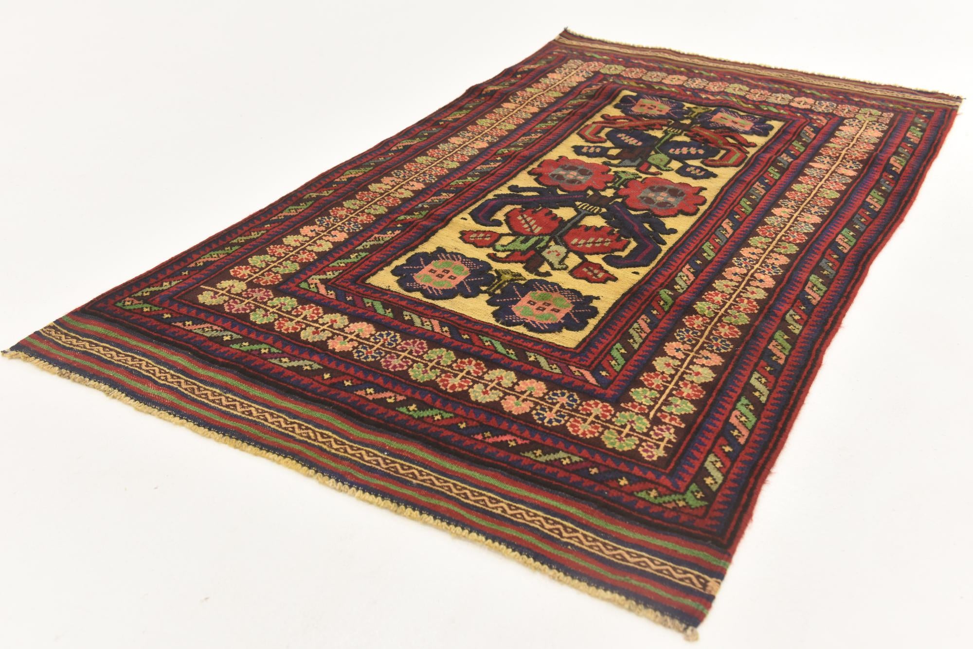2' 10 x 4' 10 Hand Knotted Sumak Wool Rug