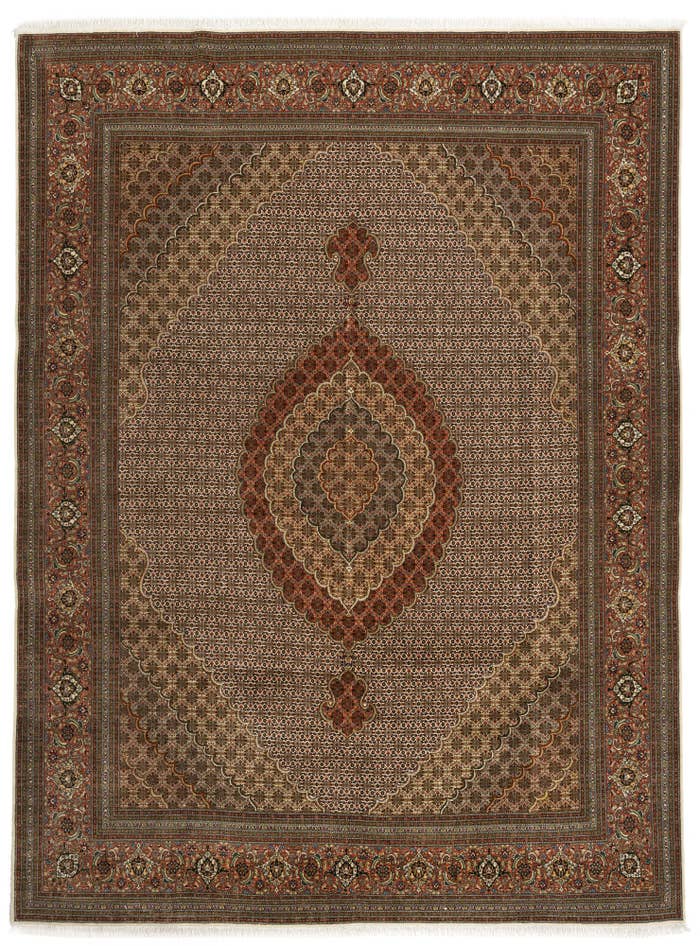 Detail image of 9' 10 x 12' 11 Tabriz Mahi Rug