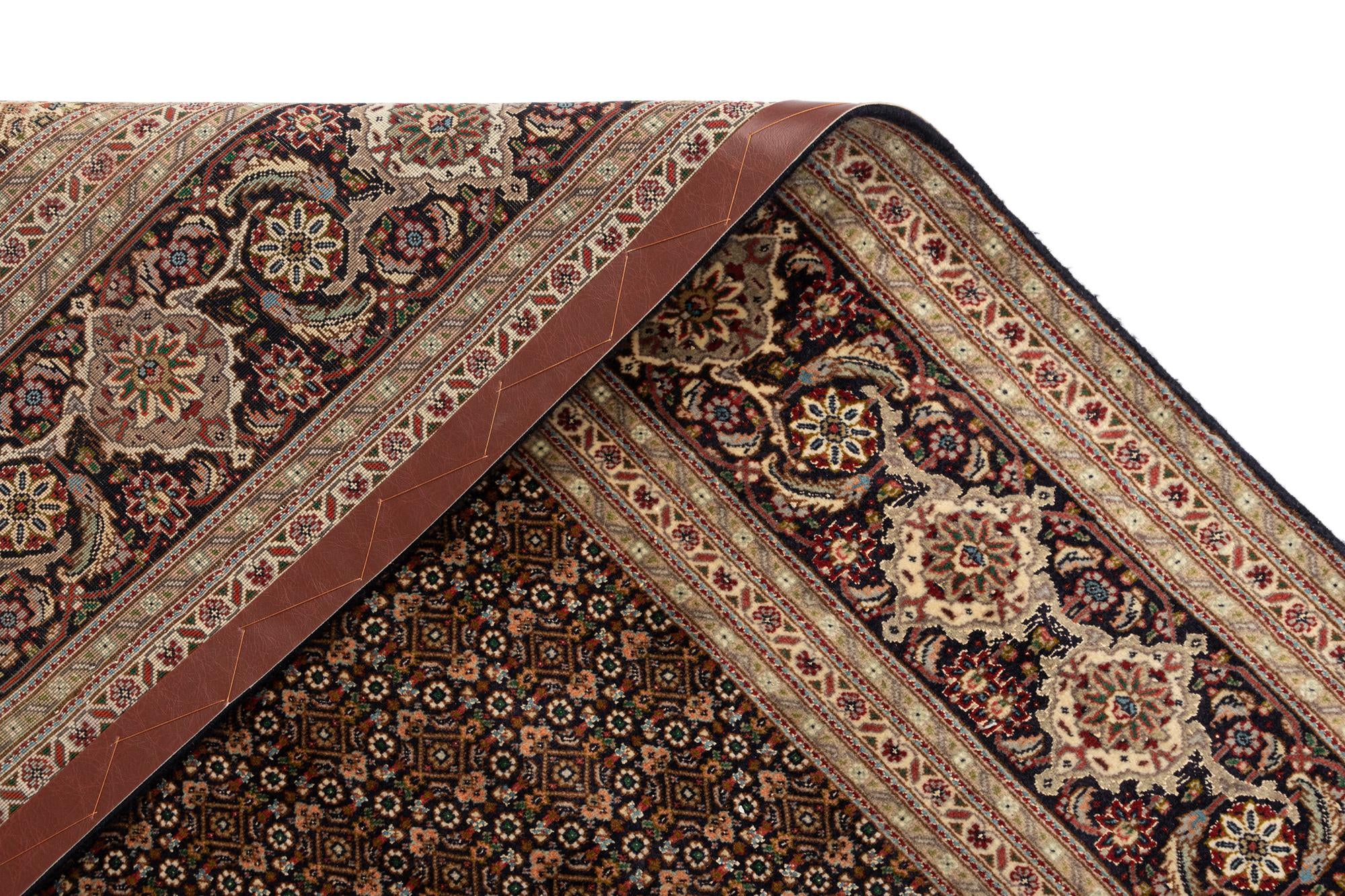 6' 8 x 10' 2 Tabriz Mahi Rug