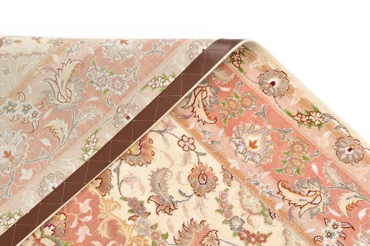 4' 11 x 6' 8 Tabriz Rug