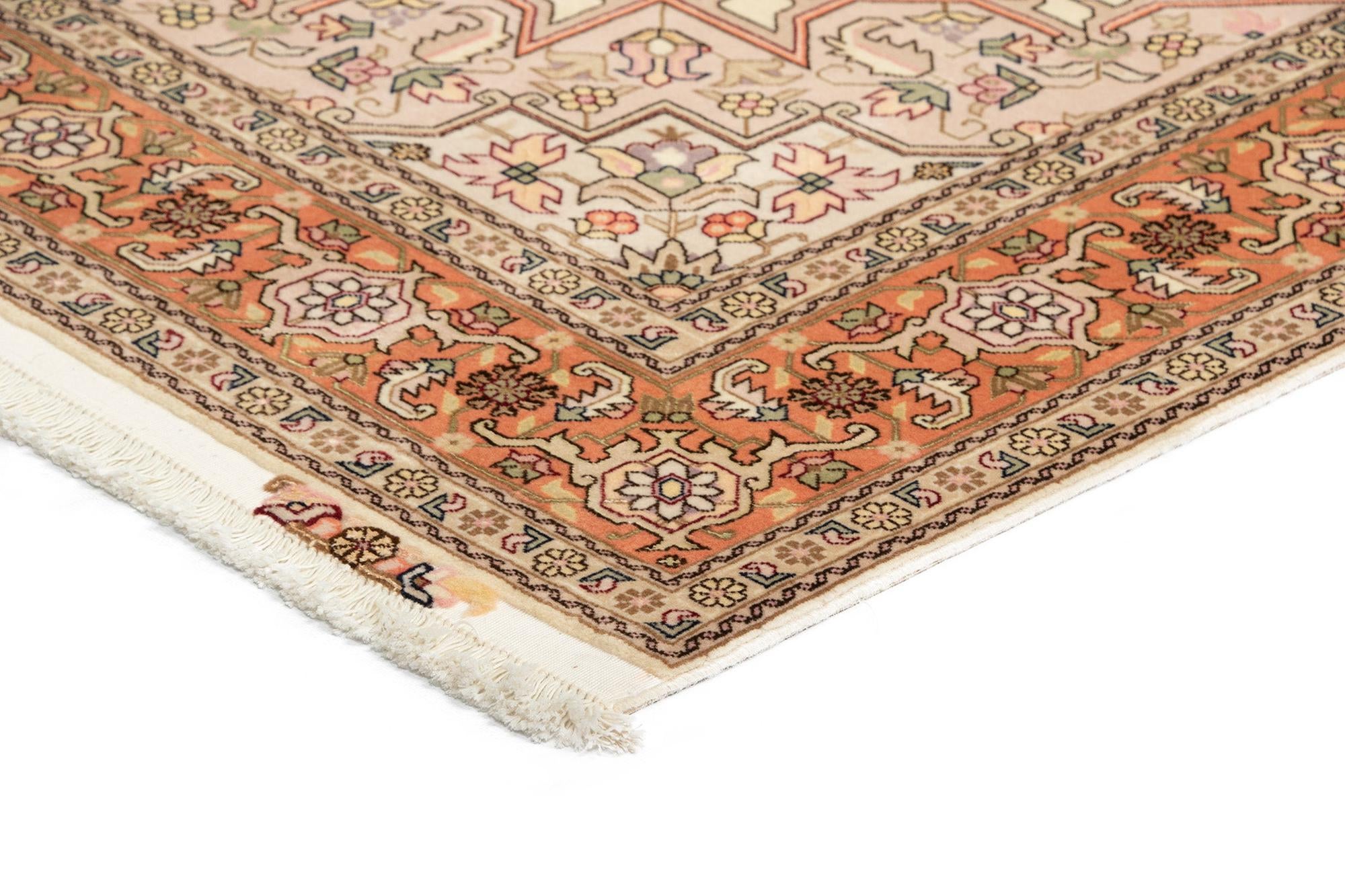 4' 11 x 6' 9 Tabriz Rug