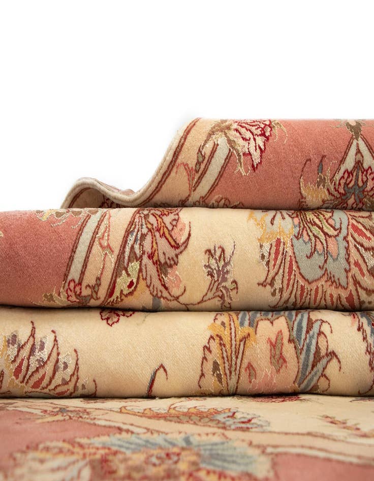 Detail image of 4' 11 x 6' 11 Tabriz Rug