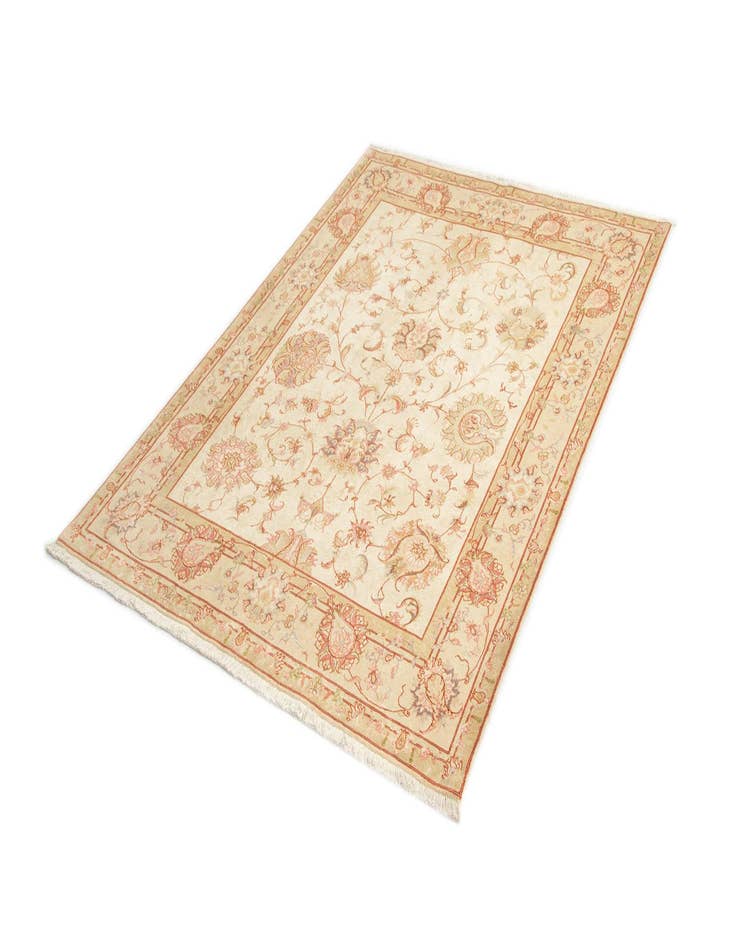 Detail image of 5' x 6' 7 Tabriz Rug