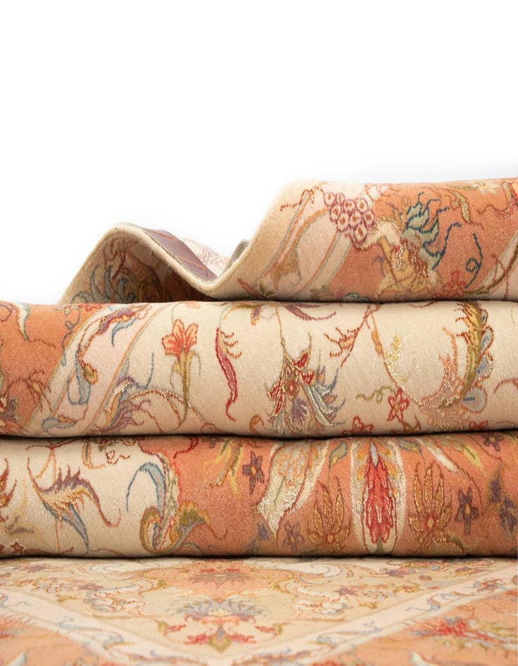 Detail image of 5' 1 x 6' 9 Tabriz Rug