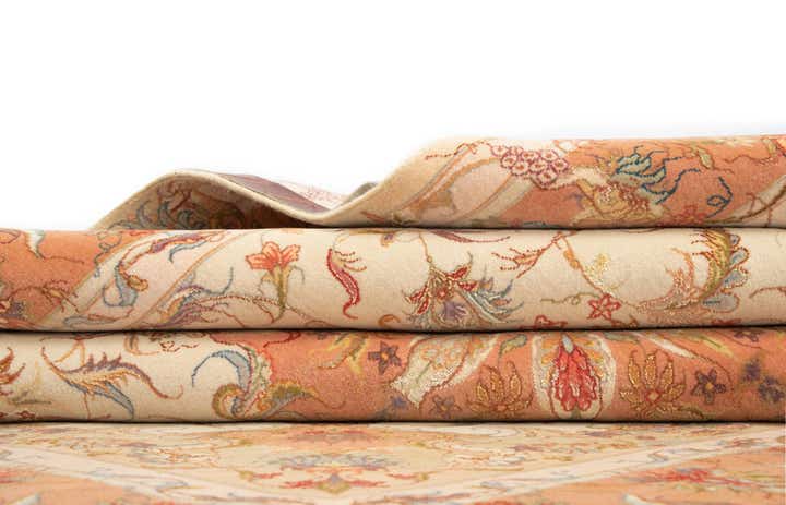 5' 1 x 6' 9 Tabriz Rug