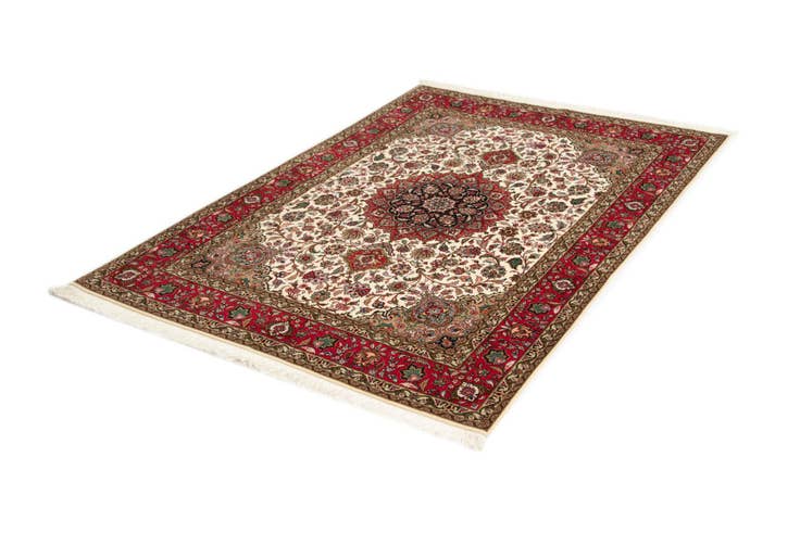 Detail image of 5' x 7' 1 Tabriz Rug