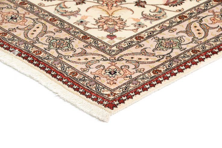 Detailansicht von 150cm x 190cm Tabriz Teppich