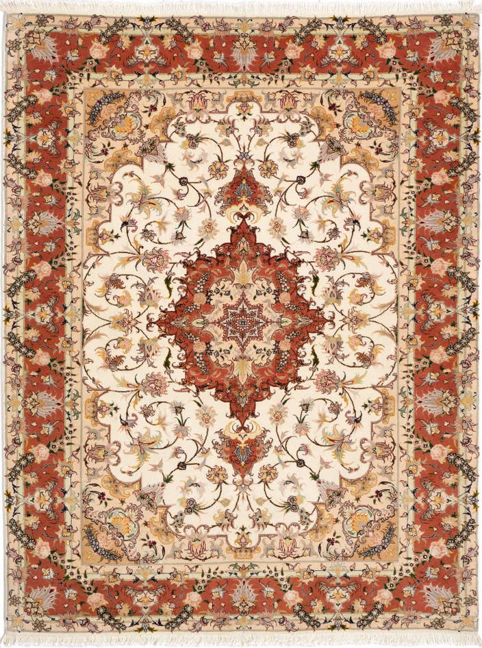 Detail image of 4' 10 x 6' 6 Tabriz Rug