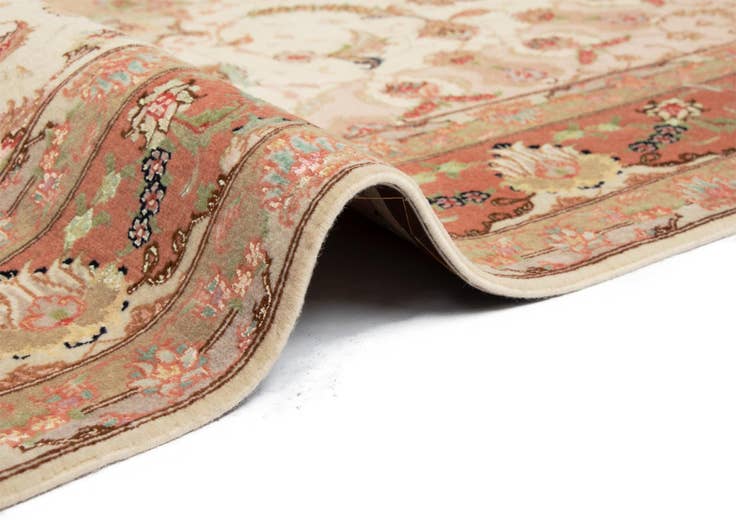 Detail image of 4' 11 x 7' 1 Tabriz Rug