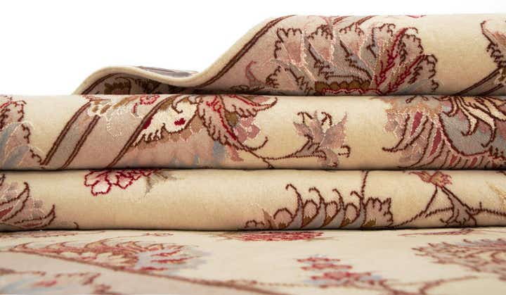 5' x 6' 11 Tabriz Rug