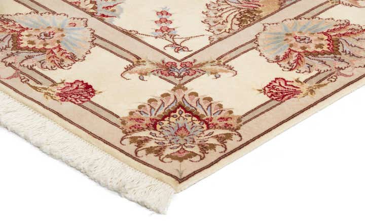 5' x 6' 11 Tabriz Rug