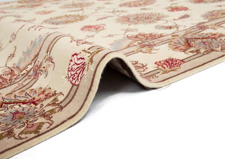 5' x 6' 11 Tabriz Rug