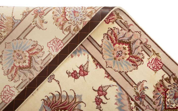 5' x 6' 11 Tabriz Rug