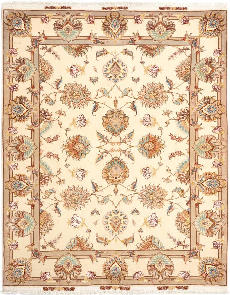 Detail image of 5' x 6' 10 Tabriz Rug