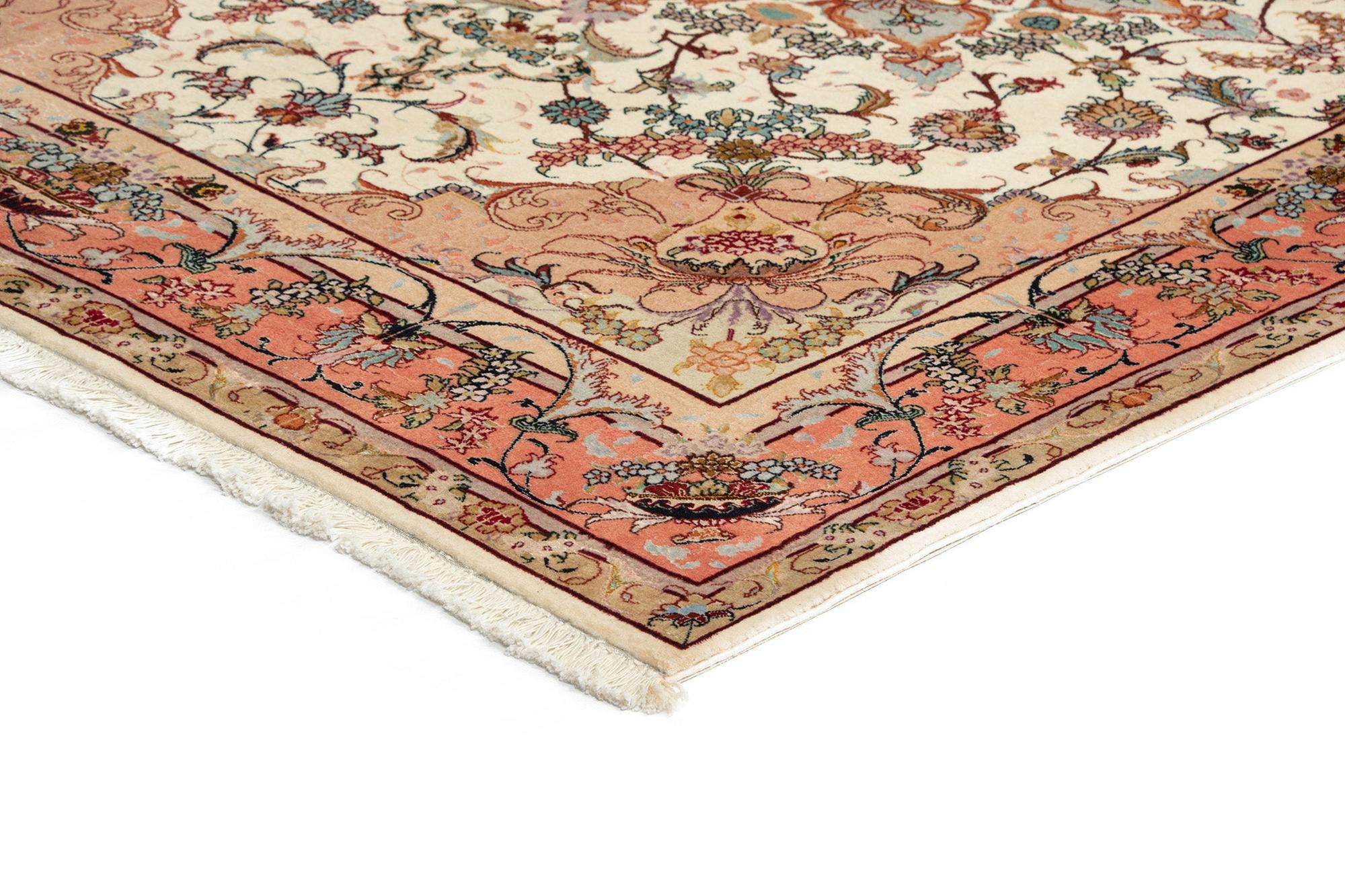 4' 11 x 6' 7 Tabriz Rug