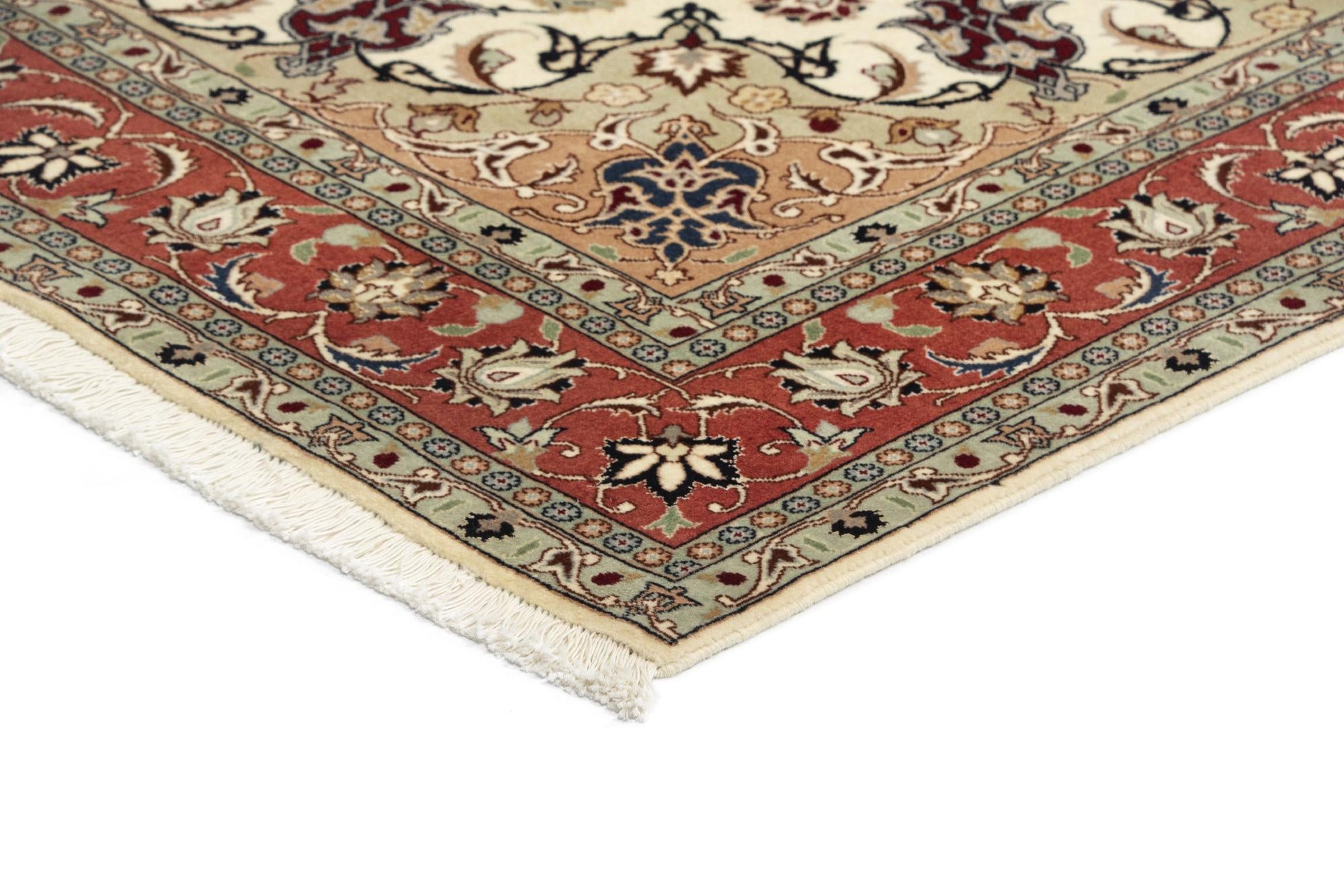 5' 1 x 6' 8 Tabriz Rug