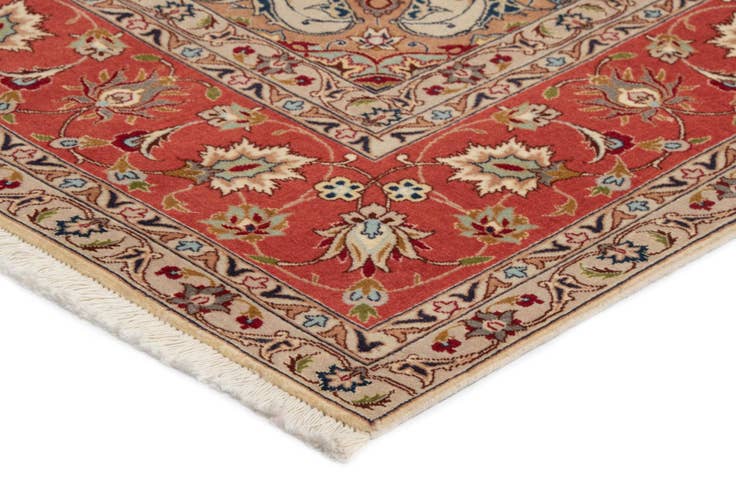 Detail image of 6' 8 x 10' Tabriz Rug