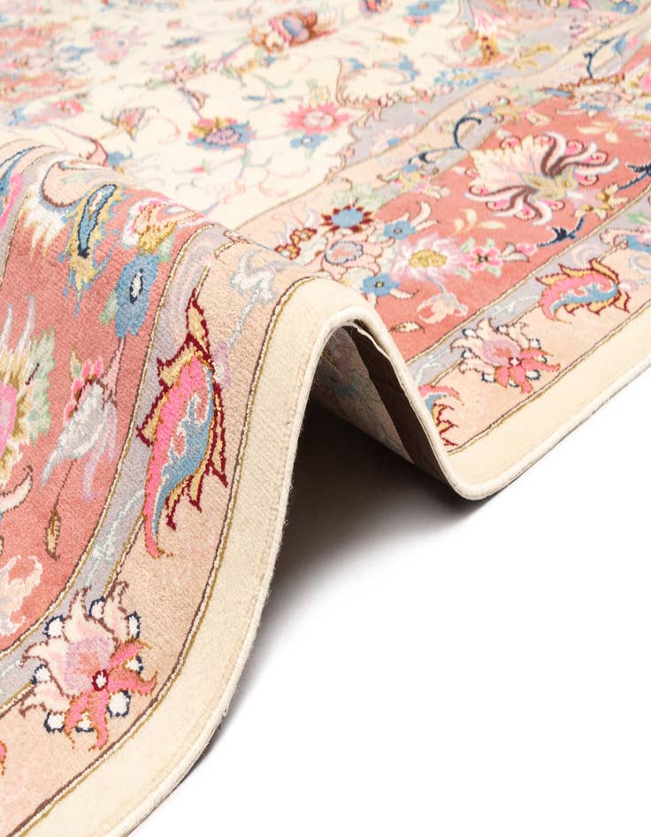 Detail image of 9' 8 x 13' Tabriz Rug